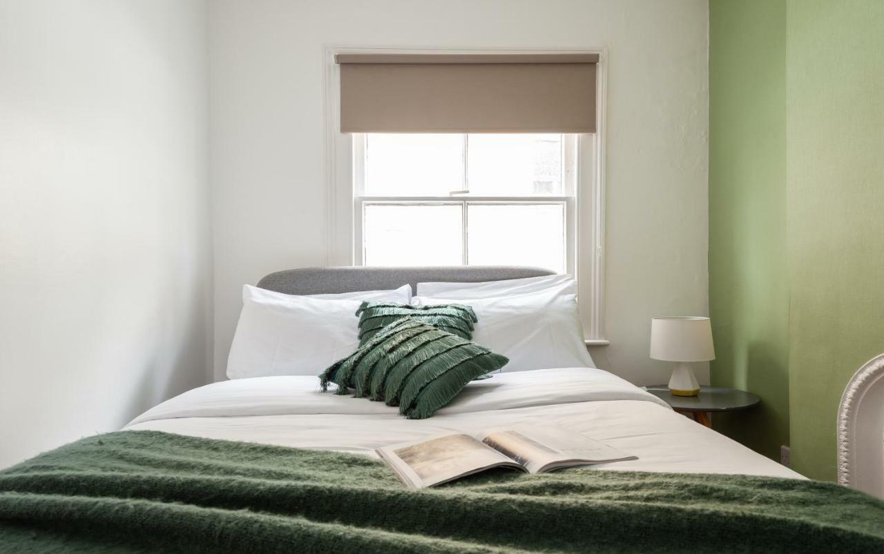 The South Kensington Mews - Lovely 5Bdr Home ลอนดอน ภายนอก รูปภาพ