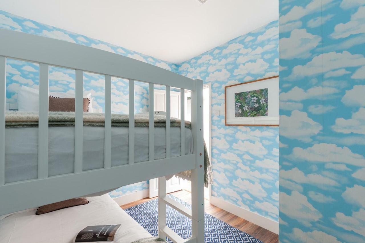 The South Kensington Mews - Lovely 5Bdr Home ลอนดอน ภายนอก รูปภาพ