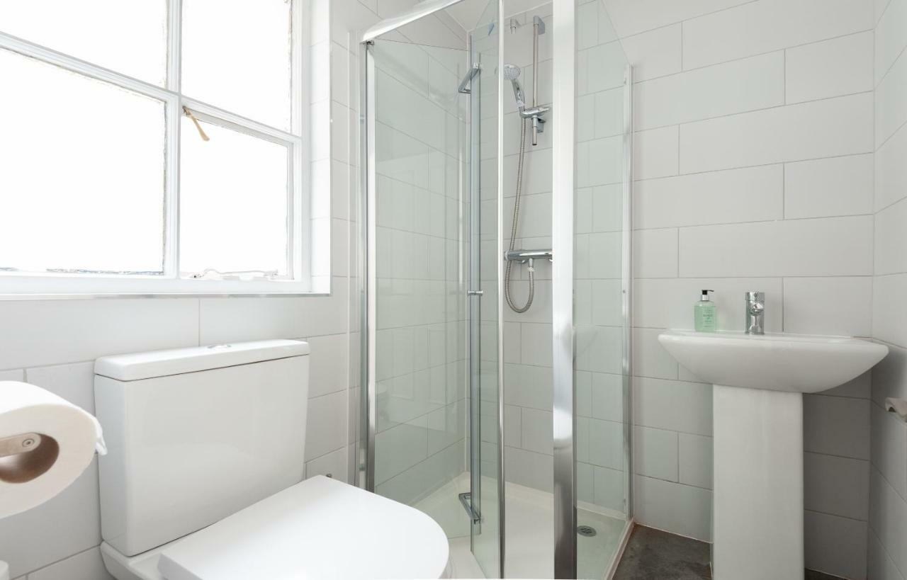 The South Kensington Mews - Lovely 5Bdr Home ลอนดอน ภายนอก รูปภาพ