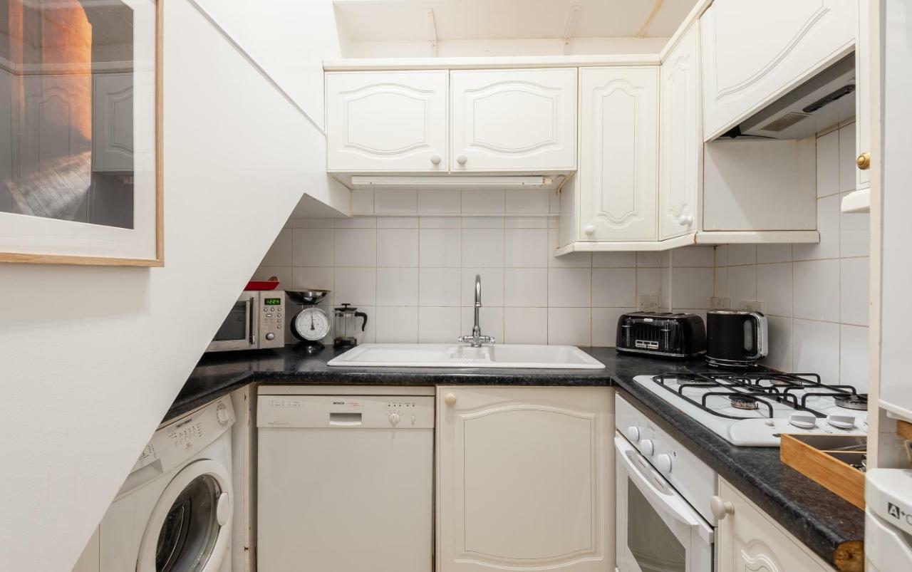 The South Kensington Mews - Lovely 5Bdr Home ลอนดอน ภายนอก รูปภาพ