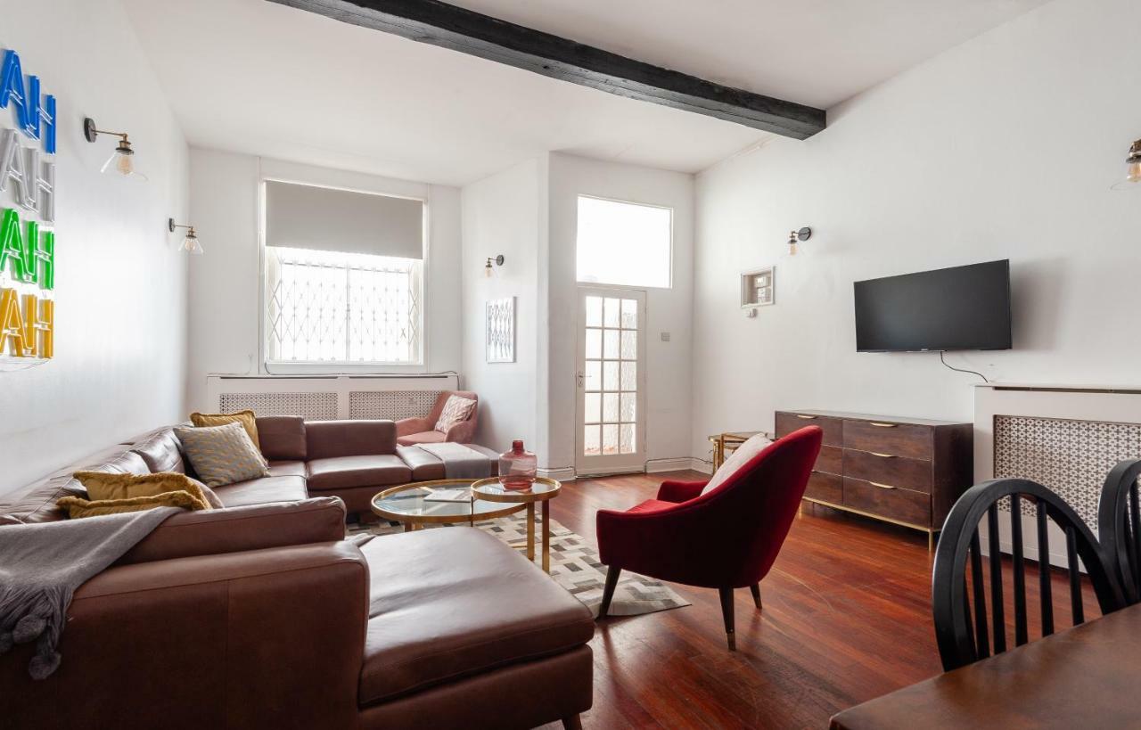 The South Kensington Mews - Lovely 5Bdr Home ลอนดอน ภายนอก รูปภาพ