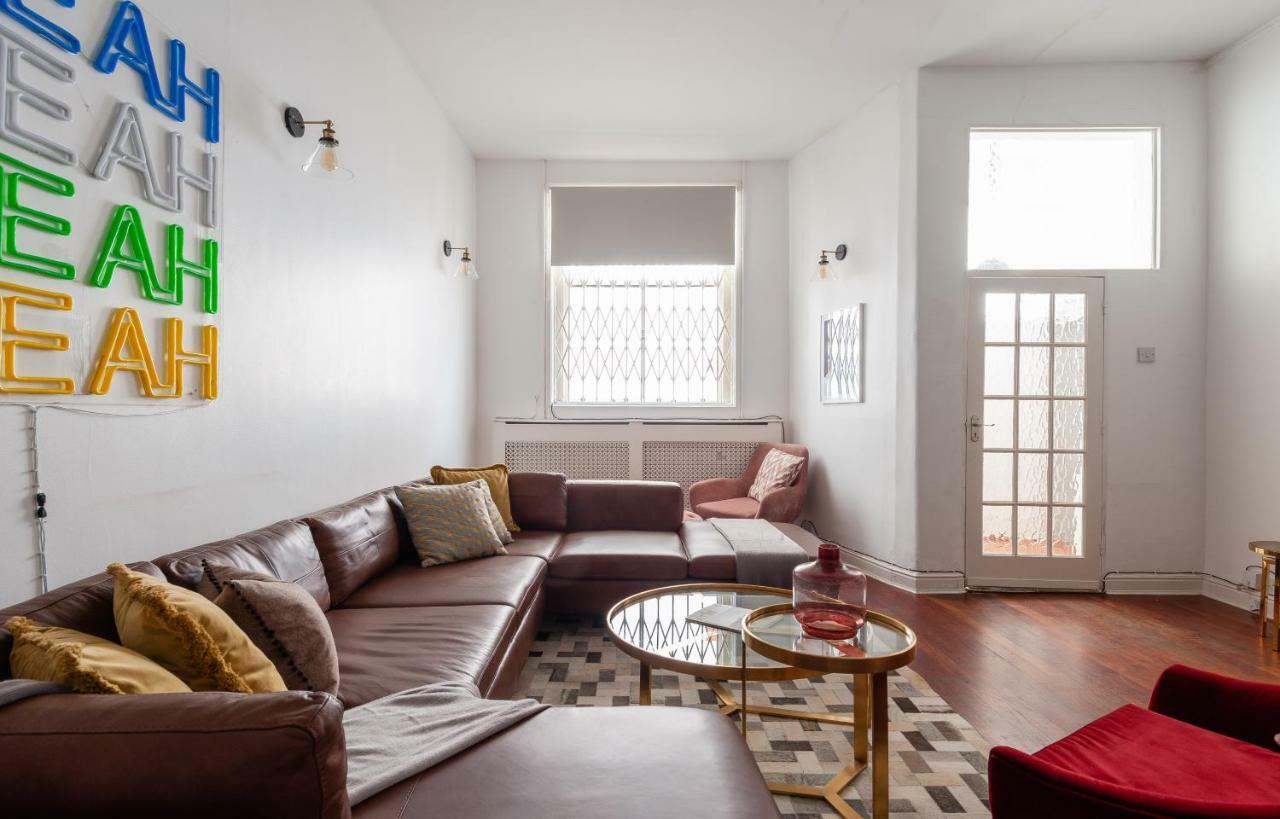 The South Kensington Mews - Lovely 5Bdr Home ลอนดอน ภายนอก รูปภาพ